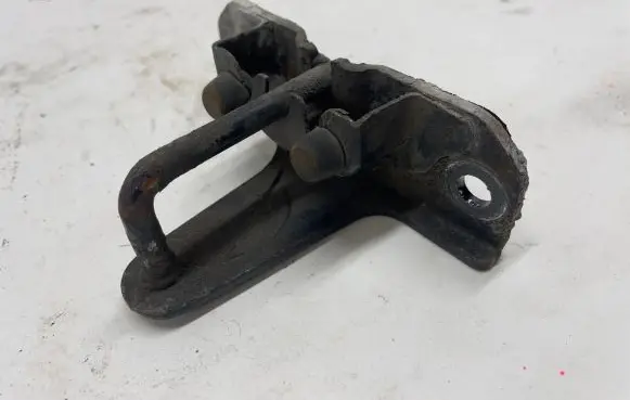 Subaru Forester SG Engine bonnet/hood lock/latch loop/hook 