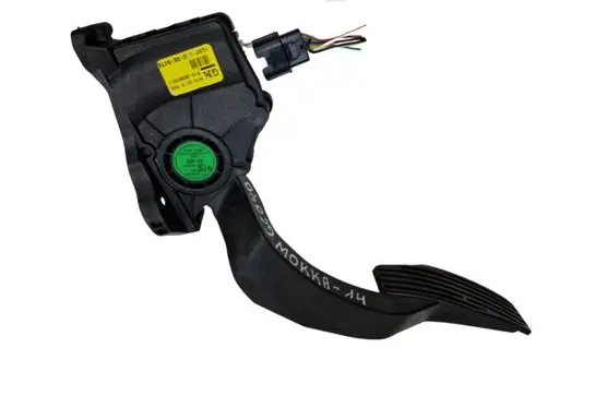 Opel Mokka Accelerator throttle pedal 95087911