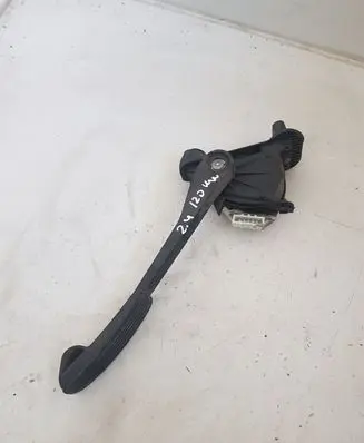 Volvo S60 Accelerator throttle pedal 30666660