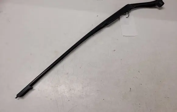Citroen C5 Front wiper blade arm 9682797780