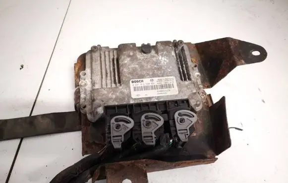 Opel Movano A Engine control unit/module 8200654270 8200654281