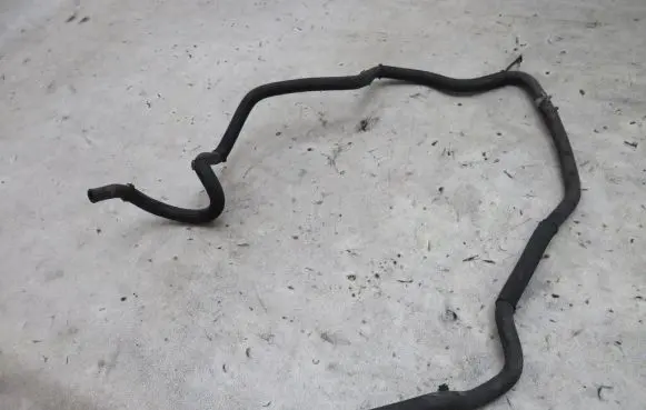 Nissan Qashqai Engine coolant pipe/hose