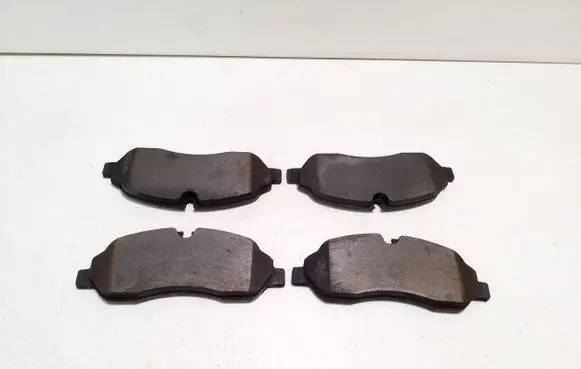 Ford Transit Custom Brake pads (front) 