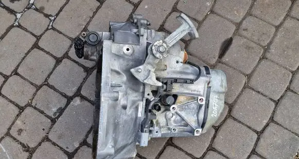 Peugeot 208 I Manual 5 speed gearbox 20A707