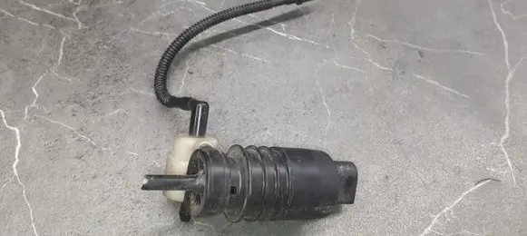 Seat Ibiza III (6L) Windscreen/windshield washer pump 1J6955651