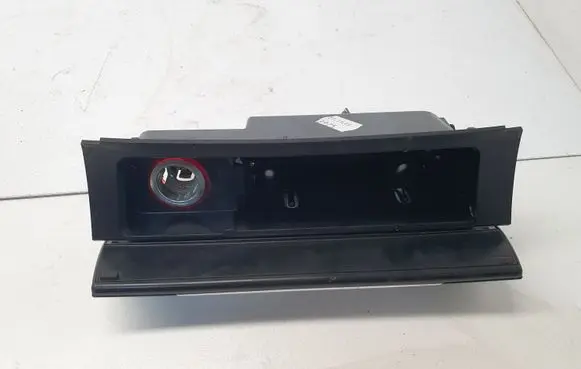 Volkswagen PASSAT B6 Ashtray (front) 3C0863284 3C0857961