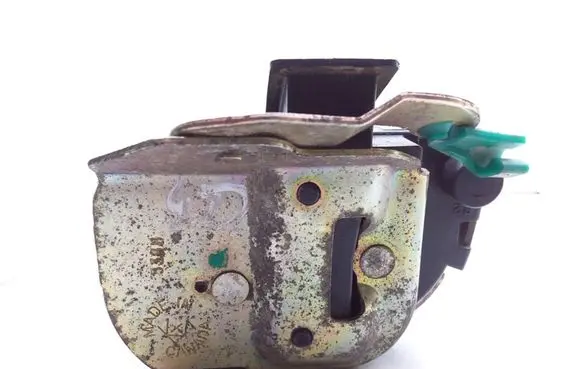 Chrysler Voyager Sliding door lock 