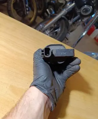 Nissan Sunny High voltage ignition coil 2243355S10