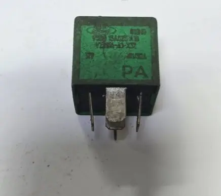 Ford Mondeo MK II Other relay 93BG13A025A1B