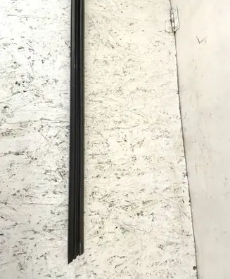 Jeep Grand Cherokee (WK) Rubber seal rear door window/glass 55394032 16933