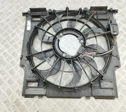 BMW X4 G02 Radiator cooling fan shroud 8472314 8686170