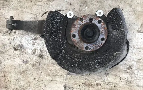 BMW 5 F10 F11 Front wheel hub 31216775769 6775769