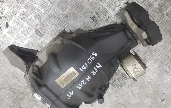 Mercedes-Benz CLS C218 X218 Rear differential 2183500200