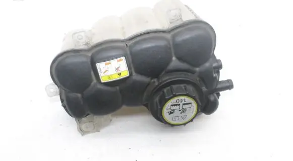 Jaguar F-Pace Coolant expansion tank/reservoir