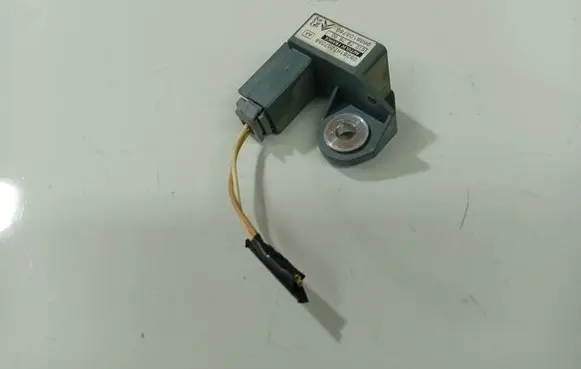 Citroen C4 Grand Picasso Airbag deployment crash/impact sensor 610797600