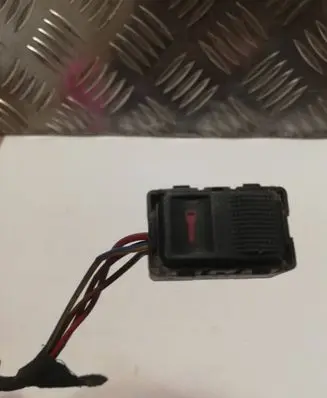 Audi 80 90 S2 B4 Central locking switch button 8E0967107