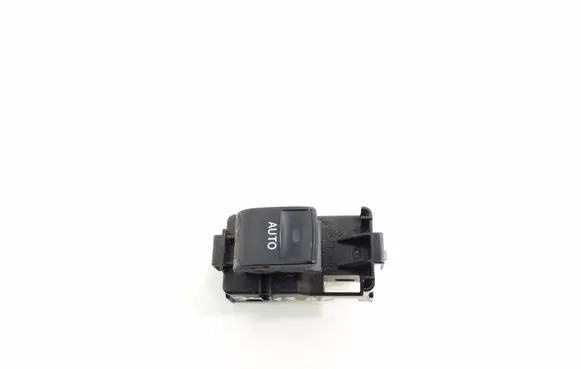 Toyota Prius (XW30) Electric window control switch 8481033120