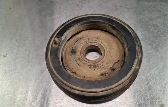 Mercedes-Benz C W203 Crankshaft pulley A1660300303