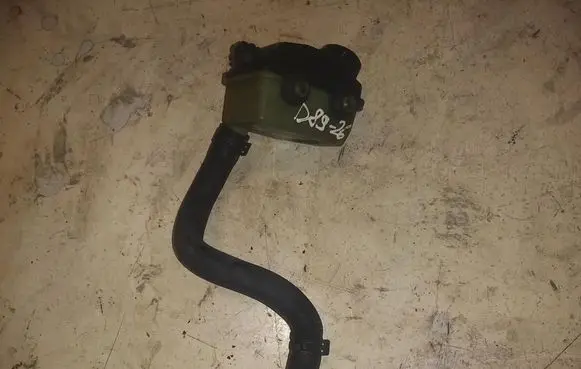 Volvo V50 Power steering fluid tank/reservoir 4N513531DC