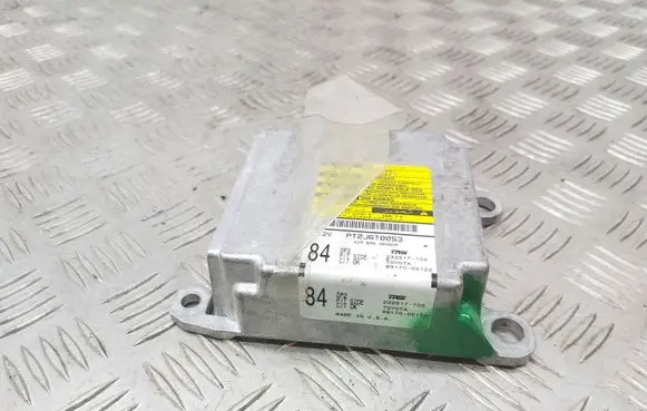 Toyota Avensis T250 Airbag control unit/module 8917005122