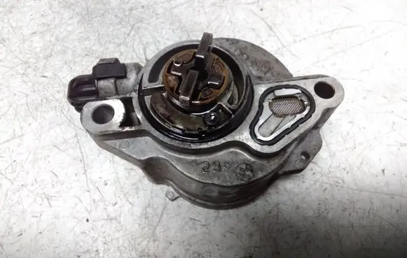Citroen C4 Grand Picasso Vacuum pump D1562B 1007S