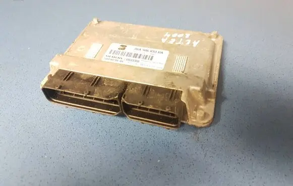 Seat Altea Engine control unit/module 06A906033DA 5WP4028604