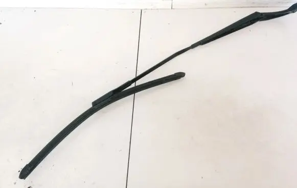 Audi A3 S3 8V Front wiper blade arm 8V2955407E