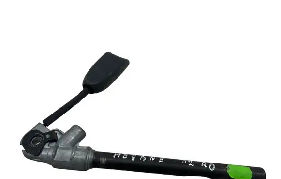Renault Megane II Front seatbelt buckle