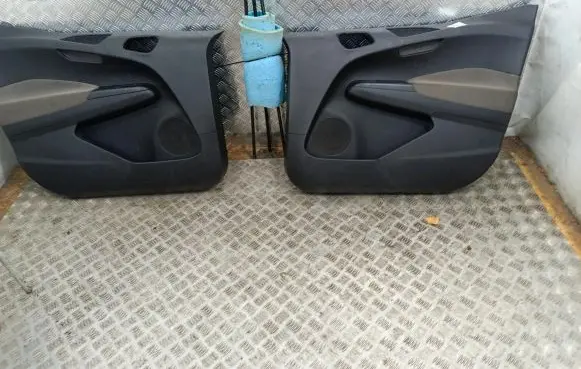 Ford Transit - Tourneo Connect Other front door trim element