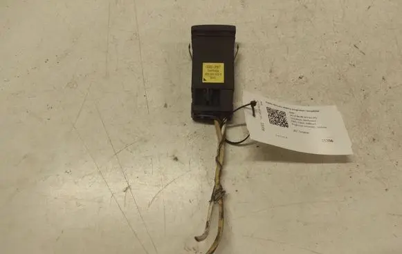 Audi A4 S4 B6 8E 8H Windscreen/window heater switch 4D0941503B