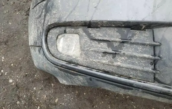 Volvo V50 Front bumper lower grill
