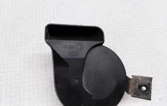 Volvo V70 Horn signal 49042 9178848