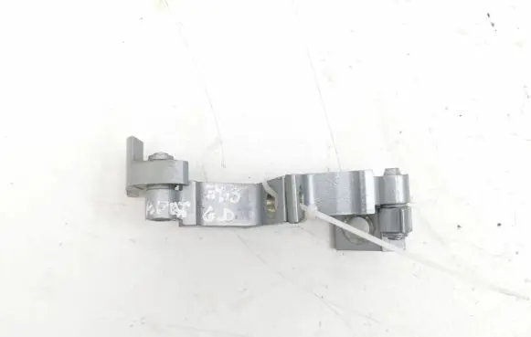 Rear door hinge set