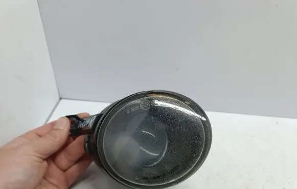 Volkswagen Touran I Front fog light 27048000 27048000R