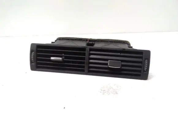 Audi A4 S4 B7 8E 8H Dash center air vent grill 8E0820951H