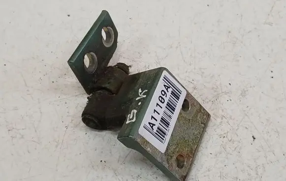 Peugeot 406 Rear door lower hinge 
