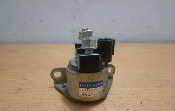 Nissan X-Trail T32 Ignition-blocking relay 251154EB0A 2534003410