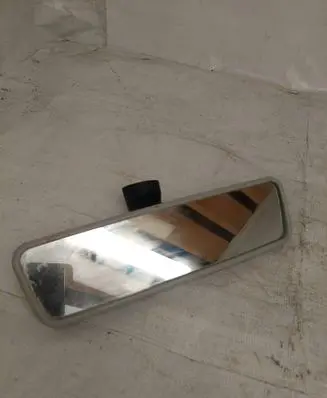 Volkswagen Caddy Rear view mirror (interior) E1021065