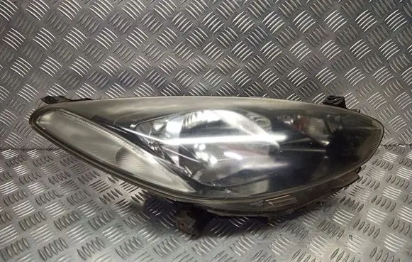Mazda 2 LED Daytime headlight P7218