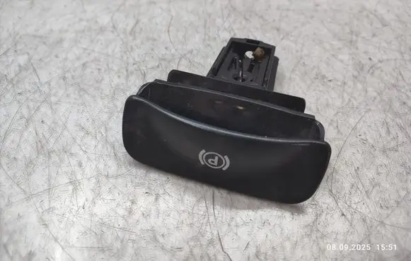 Mercedes-Benz Vito Viano W639 Hand brake release handle A6394270012