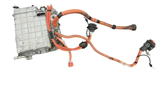 Voltage converter inverter