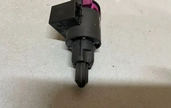 Audi A6 S6 C7 4G Brake pedal sensor switch 14689962