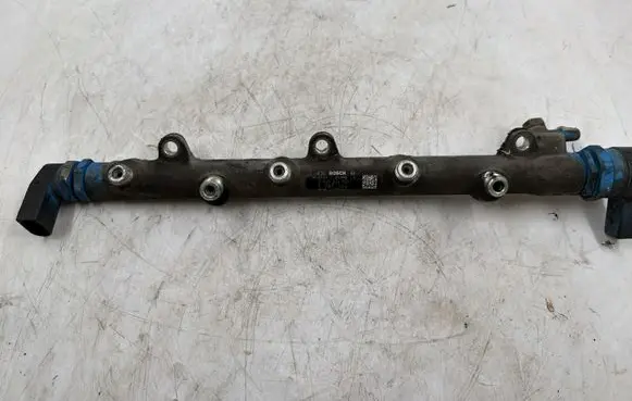 BMW 3 E90 E91 Fuel main line pipe 0445214030