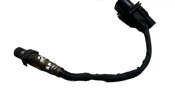 Volkswagen Golf IV Lambda probe sensor 03C906262B