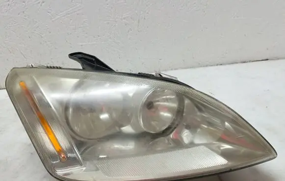 Ford Focus C-MAX Headlight/headlamp 270606