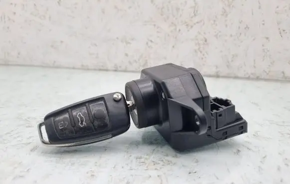 Audi A6 S6 C6 4F Ignition lock 4F0909131G