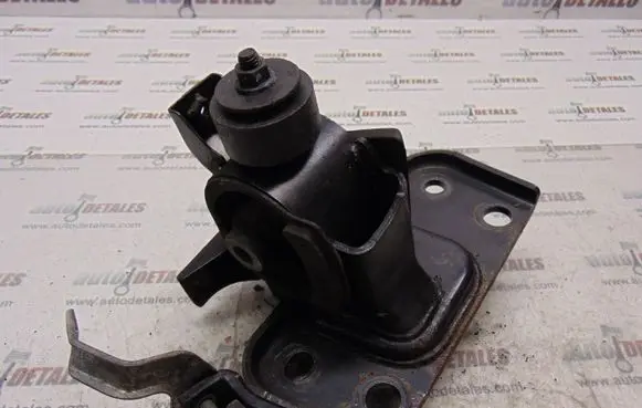 Toyota RAV 4 (XA30) Gearbox mount