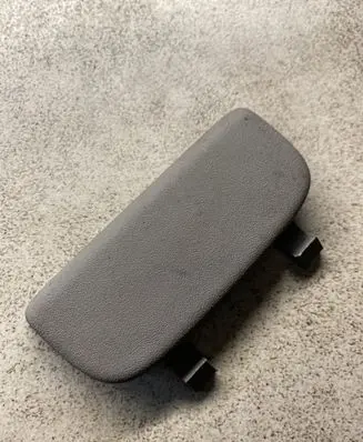 Volvo V50 Seat belt trim 44590