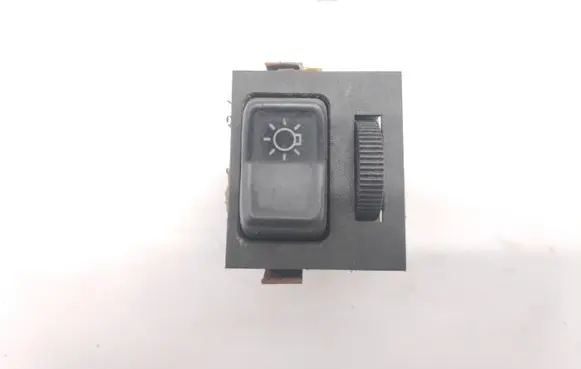Volkswagen PASSAT B2 Light switch 321941531K 847256