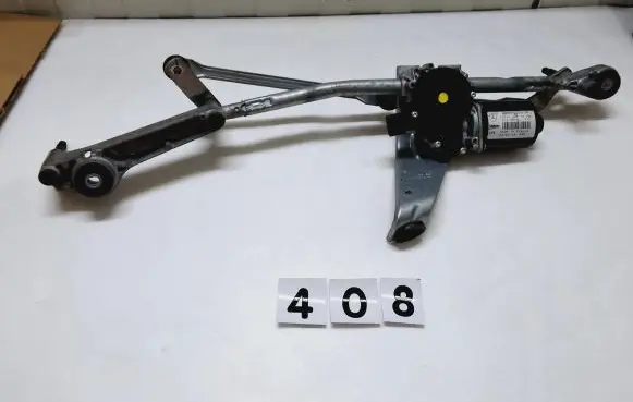 Mercedes-Benz B W246 W242 Front wiper linkage and motor A2469065900 W000026099